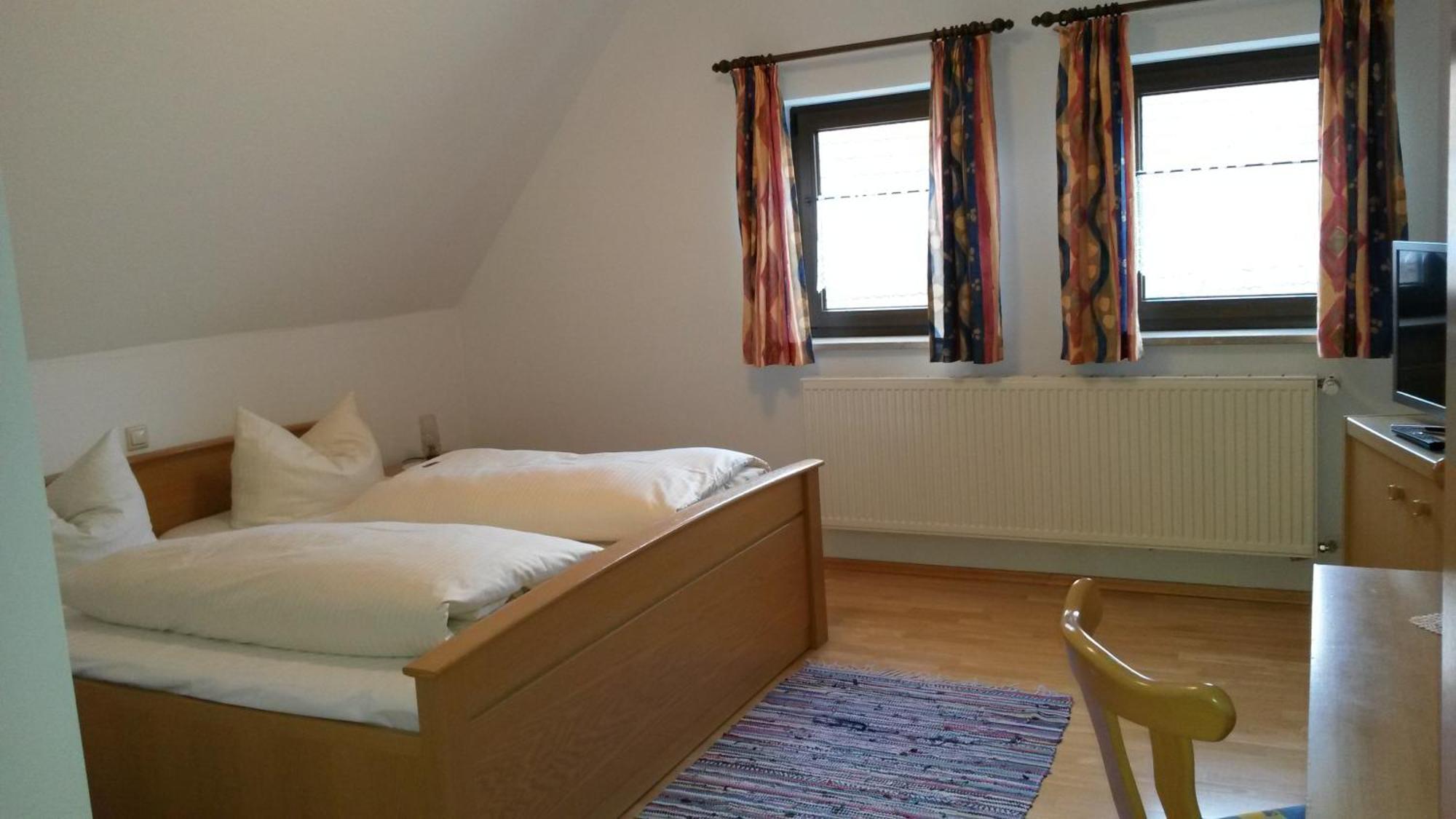 Gasthaus Schoellmann Feuchtwangen Habitación foto